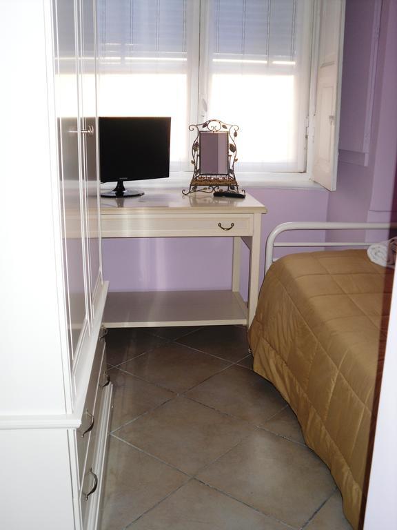 B&B Vesuvio Napoli Habitación foto